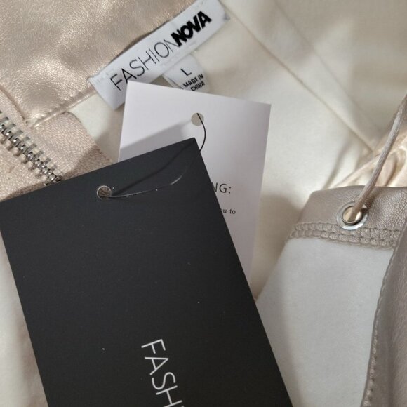 Fashion Nova Gold High Waist Lace Up Pants Size Large - Picture 6 of 6